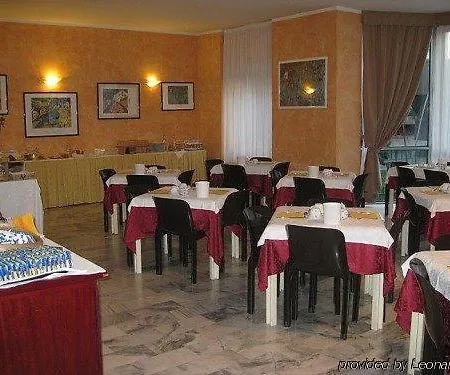 Elitis 4* Legnano