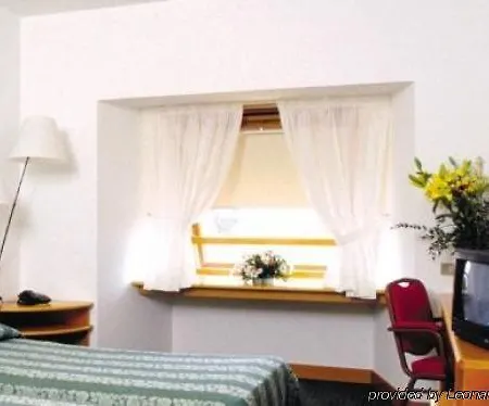 Elitis Hotel 4*